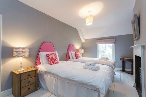 Wimborne Minster Villa Sleeps 16 Wifi