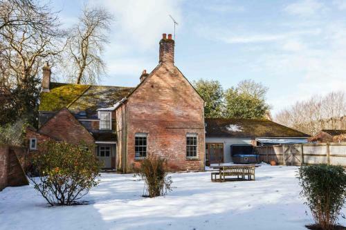 Wimborne Minster Villa Sleeps 16 Wifi