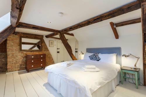 Wimborne Minster Villa Sleeps 16 Wifi