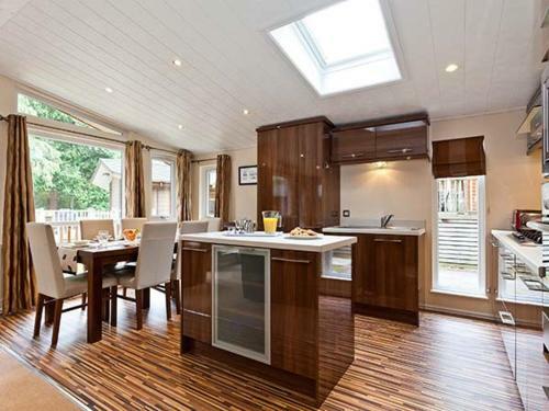 Beech Hill Lodge (beech Hill 9) At Fallbarrow Park