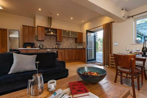 2 Bedroom - 1 Bathroom - Lodge House - Windermere - Retreat