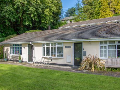 Lowera Cottage