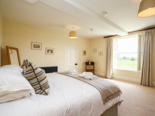 Shifford Manor Farm