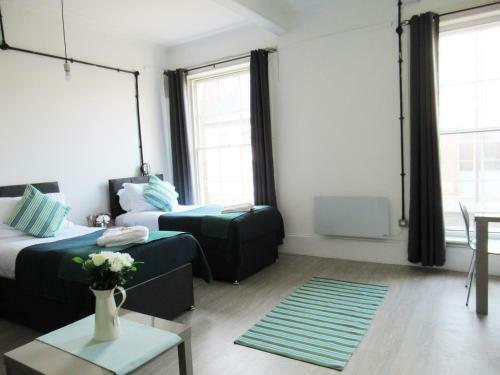 Queens Apartments