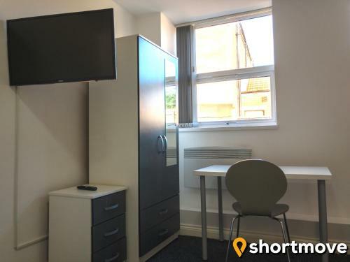 Apartamento Shortmove - Modern Studios, Wifi, Smart Tvs, Parking