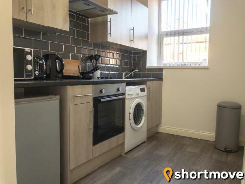 Apartamento Shortmove - Modern Studios, Wifi, Smart Tvs, Parking