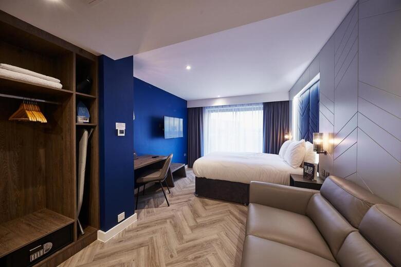 Aparthotel Roomzzz York City