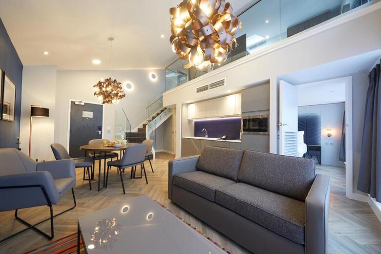 Aparthotel Roomzzz York City