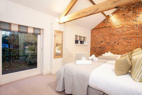 The Stables Luxury Barn