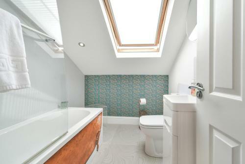 Cliffords View Luxury Apartment