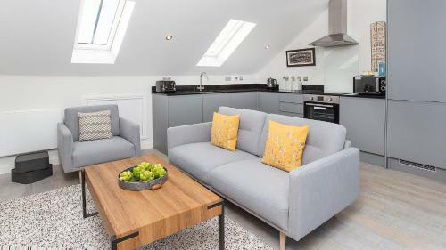 Saxon House Apartments