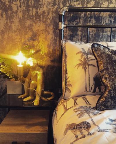 Time Is Now! Beautiful Apartment In York