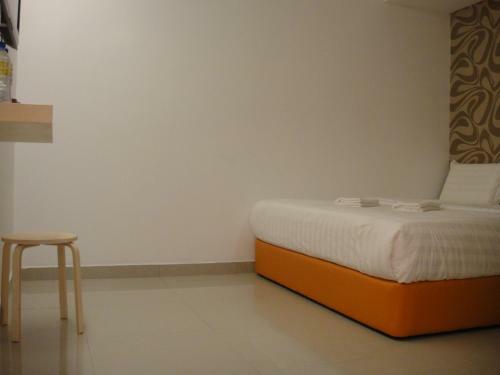 Motel 1 Hotel Kuchai Lama