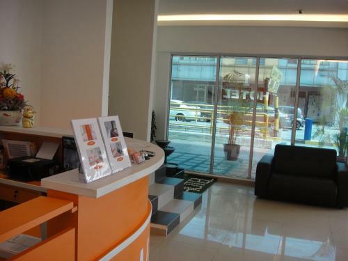 Motel 1 Hotel Kuchai Lama