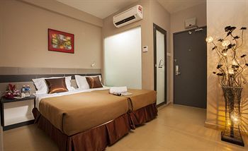 Leo Leisure Hotel