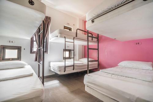 Hotel Paloma Inn