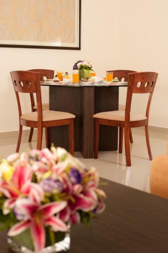 Aparthotel Fahrenheit Suites