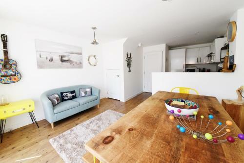 Beach Walk House, Camber Sands, Sleeps 8