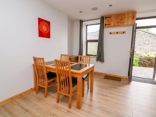 1 Poplar Terrace