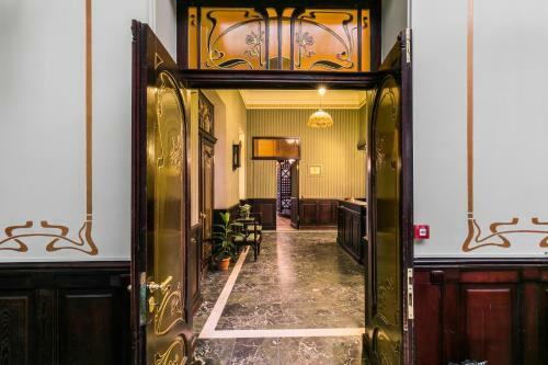 Emigrant Boutique Hotel