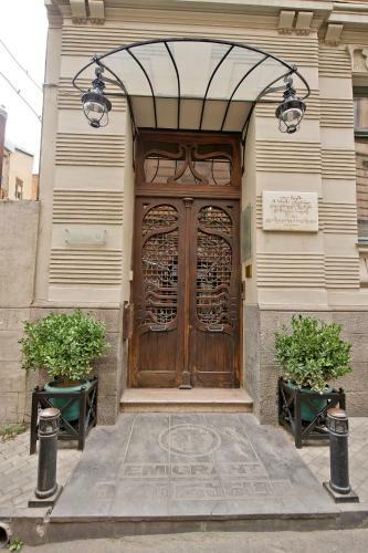 Emigrant Boutique Hotel