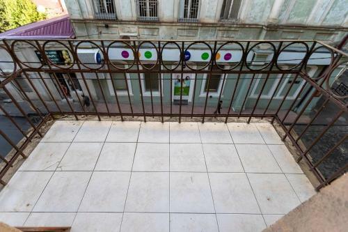 Apartamento ?bright And Stylish 1br Apt With Balcony?