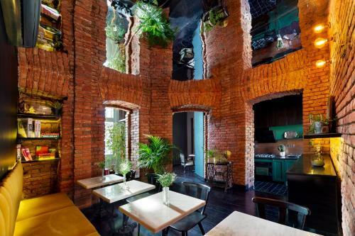 Unfound Door - Design Hotel