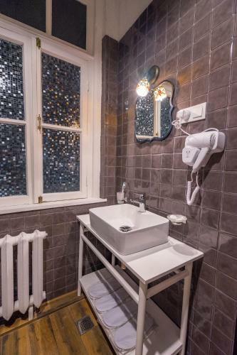 Doors Meidan Design Hotel
