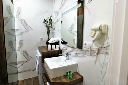 Luxury Apartment In King David Residence