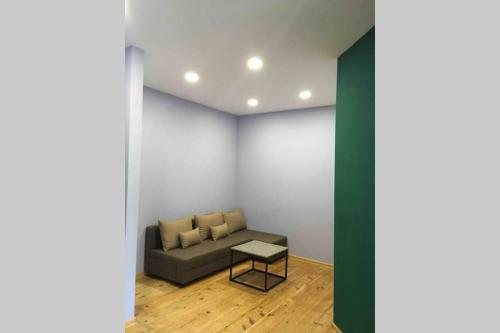 Colorful Apartment In The Historic City