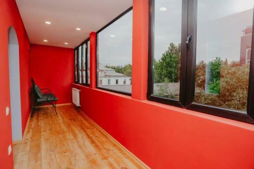 Colorful Apartment In The Historic City