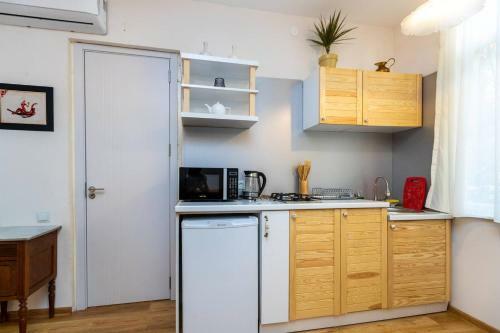 Wehost Liberty Square Apartments