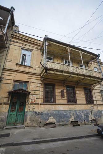 Proper Apartments Design Studio Apt W/balconette At Rustaveli Ave