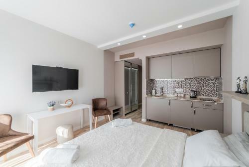 Seahorse Apartments At Alliance Palace