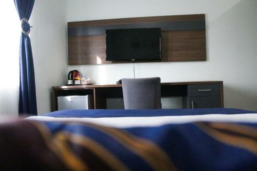 Euro Homes Hotel