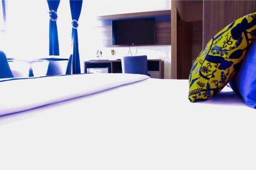 Euro Homes Hotel