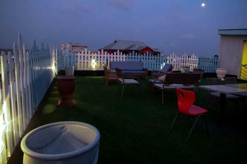 Euro Homes Hotel