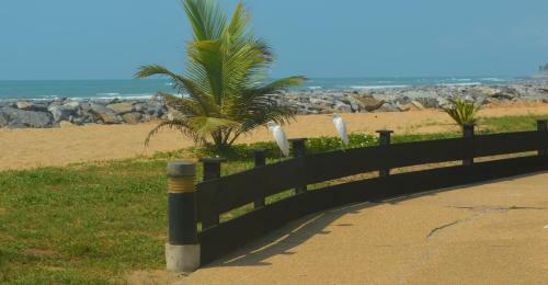 Hotel Elmina Bay Resort