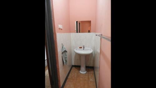 Nimohs Holiday Home