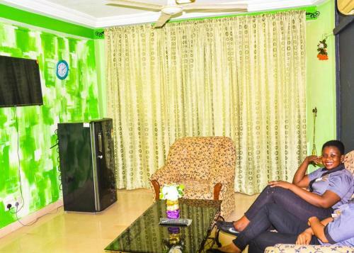Hostal Room In Apartment - Okubi Hotel Kumasi