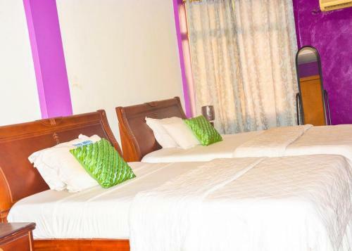 Hostal Room In Apartment - Okubi Hotel Kumasi