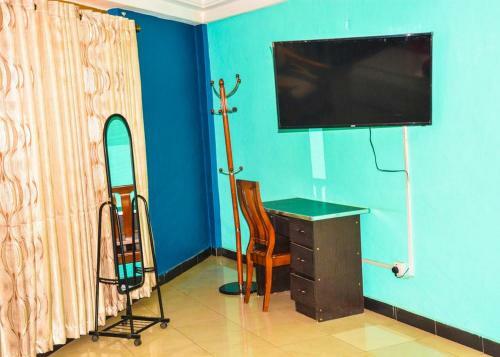 Hostal Room In Apartment - Okubi Hotel Kumasi