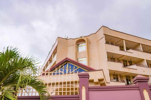 Hostal Room In Apartment - Okubi Hotel Kumasi