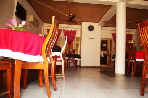 Hostal Room In Apartment - Okubi Hotel Kumasi