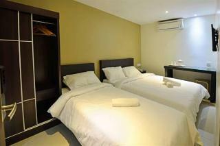 Swiss Cottage Hotel