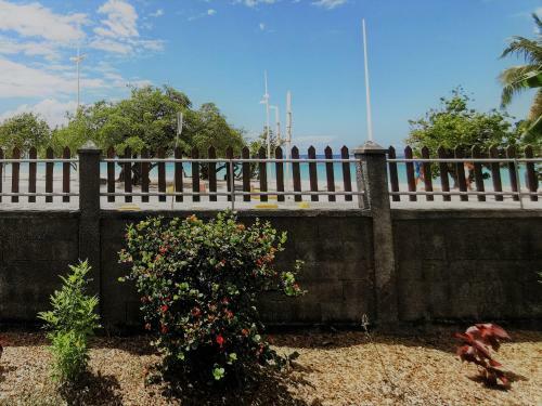 Apartamento T2 Woul� - Sainte-anne Centre - Acc�s Plage � Pied