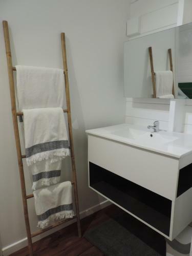 Hostal Chez Rustine Et Pompette
