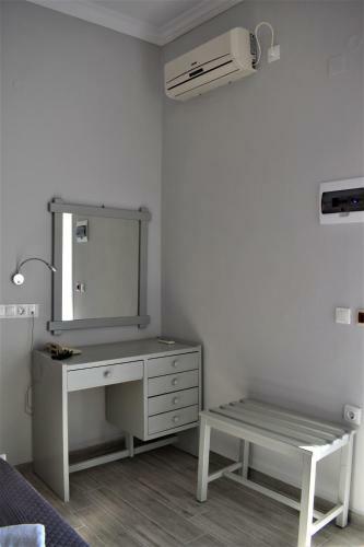 Aphrodite Art Hotel Aegina