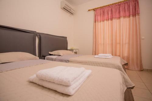 Apartamento Pistakion Houses