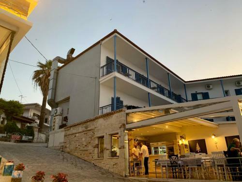 Vrachos Apartments